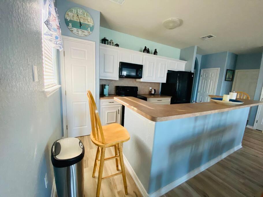 סרפסייד ביץ' Beach House With Ocean View מראה חיצוני תמונה