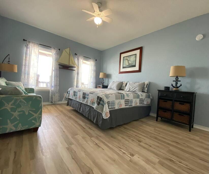 סרפסייד ביץ' Beach House With Ocean View מראה חיצוני תמונה
